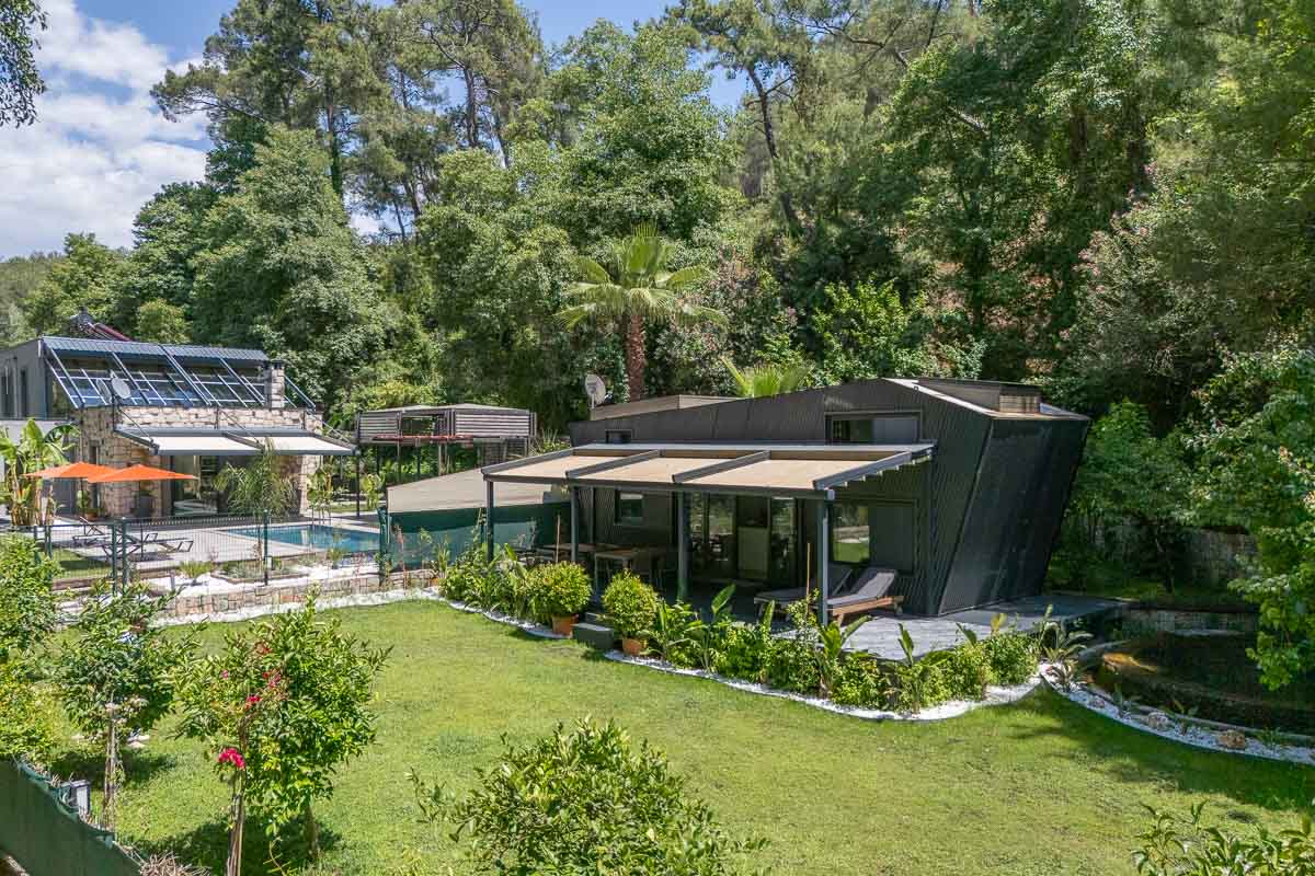 İnlice ‘de Doğanın İçinde Satılık Modern Villa