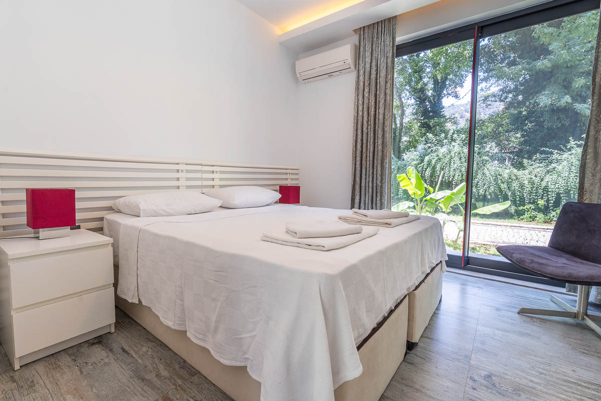 İnlice ‘de Doğanın İçinde Satılık Modern Villa