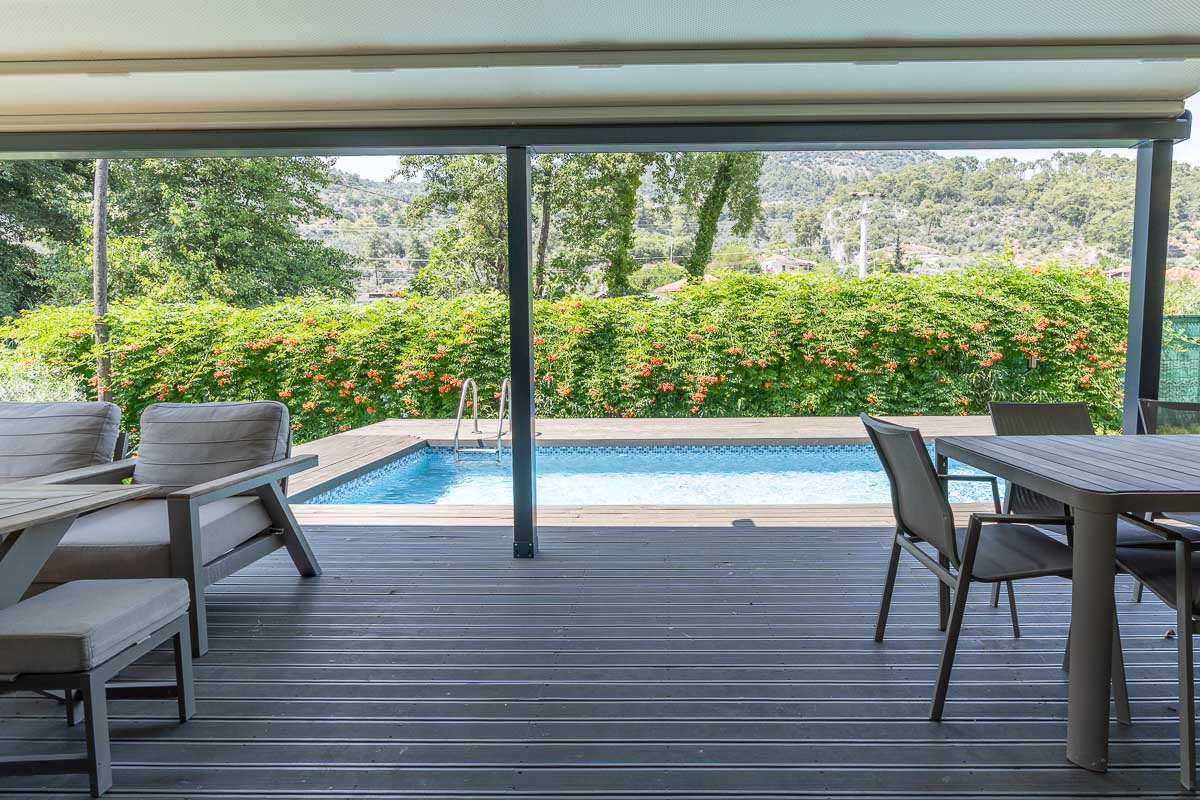 İnlice ‘de Doğanın İçinde Satılık Modern Villa