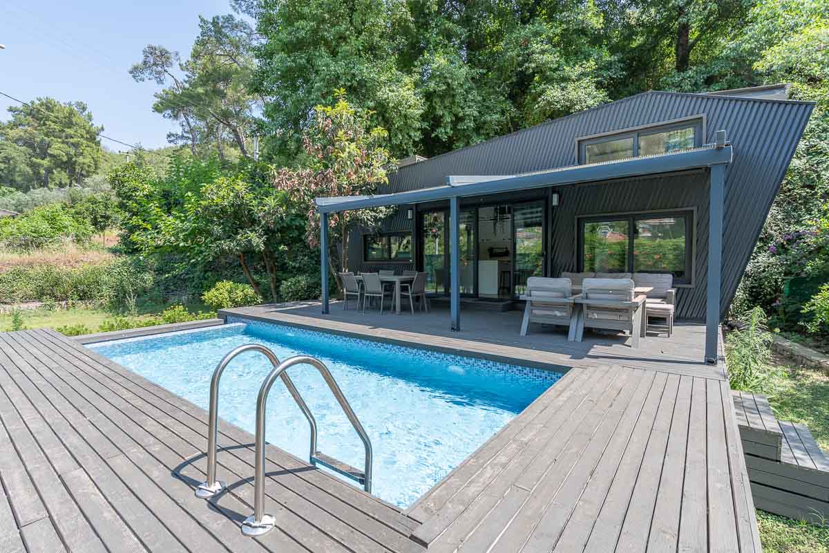 İnlice ‘de Doğanın İçinde Satılık Modern Villa