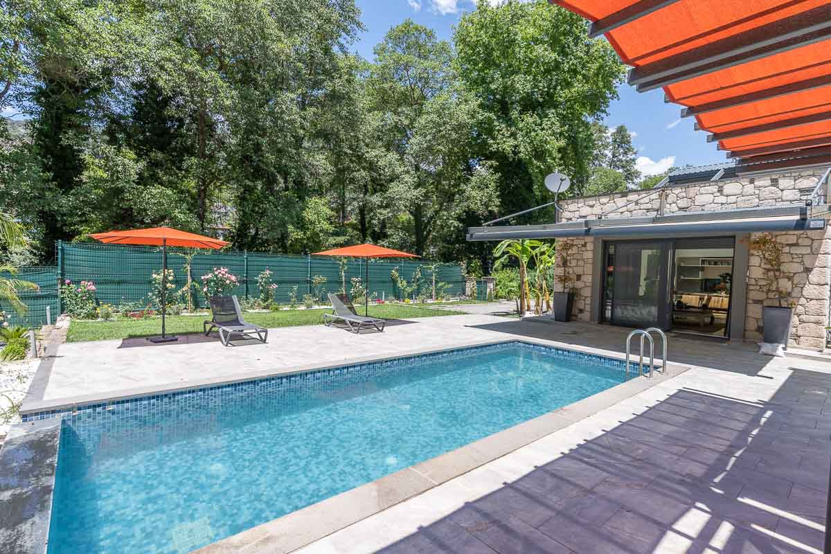 İnlice ‘de Doğanın İçinde Satılık Modern Villa