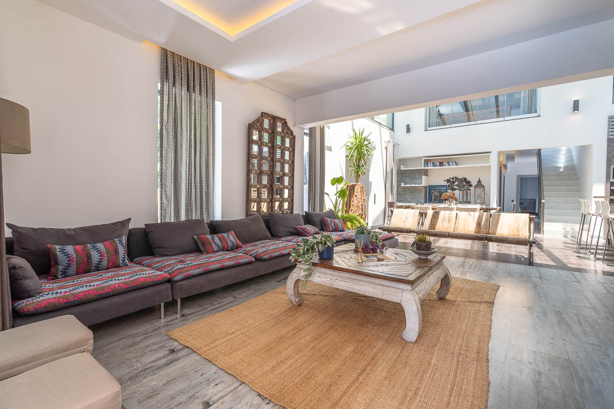İnlice ‘de Doğanın İçinde Satılık Modern Villa