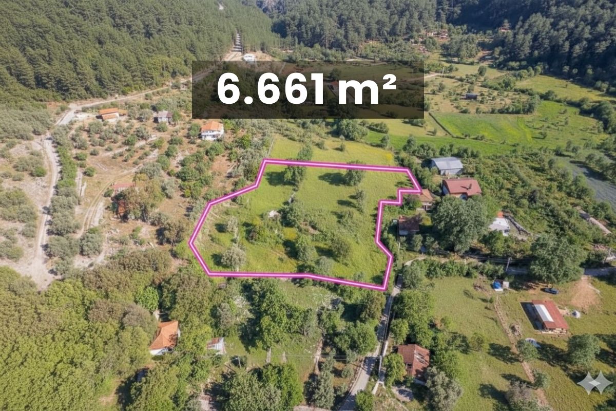 Gökçeovacık’ta 6661 m2 Satılık Tarla