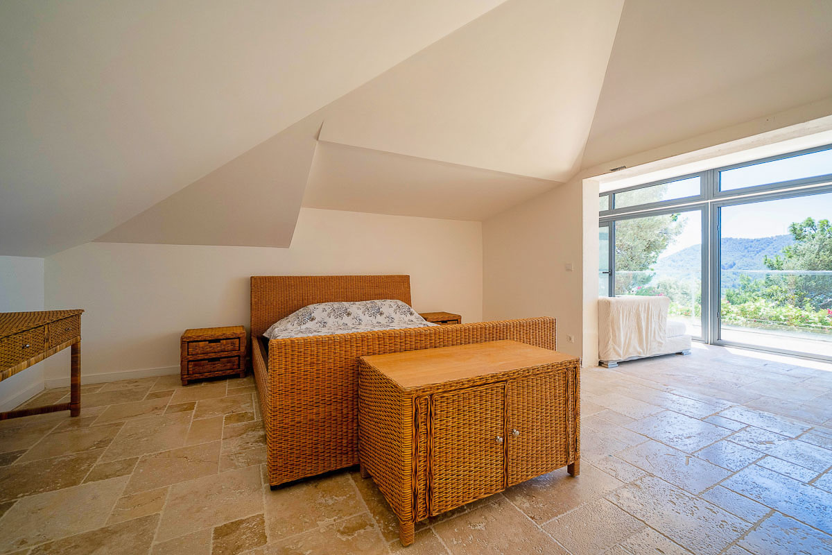 Turmaline Sitesi’nde Deniz Manzaralı Villa