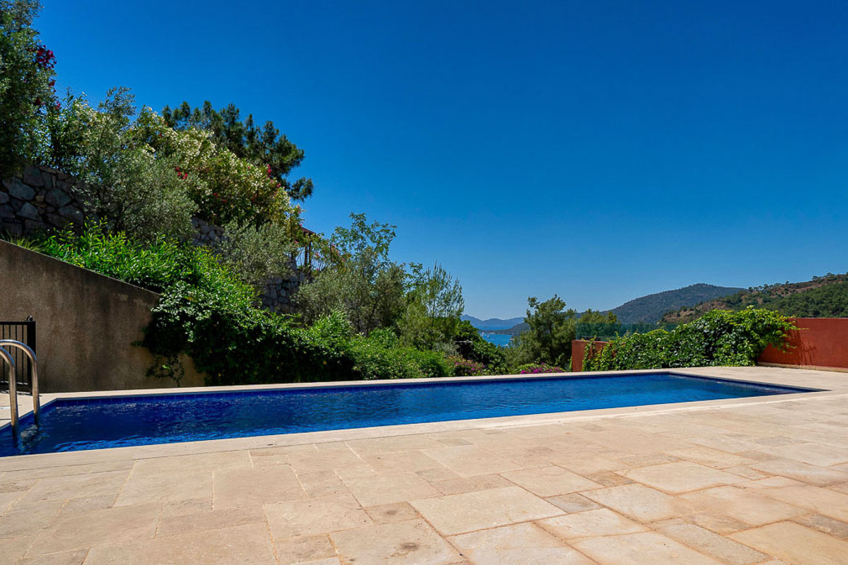 Turmaline Sitesi’nde Deniz Manzaralı Villa