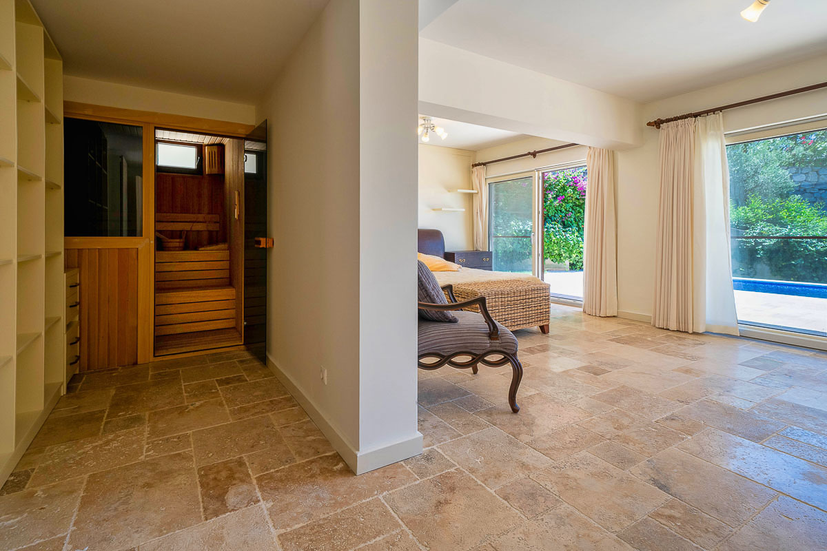 Turmaline Sitesi’nde Deniz Manzaralı Villa