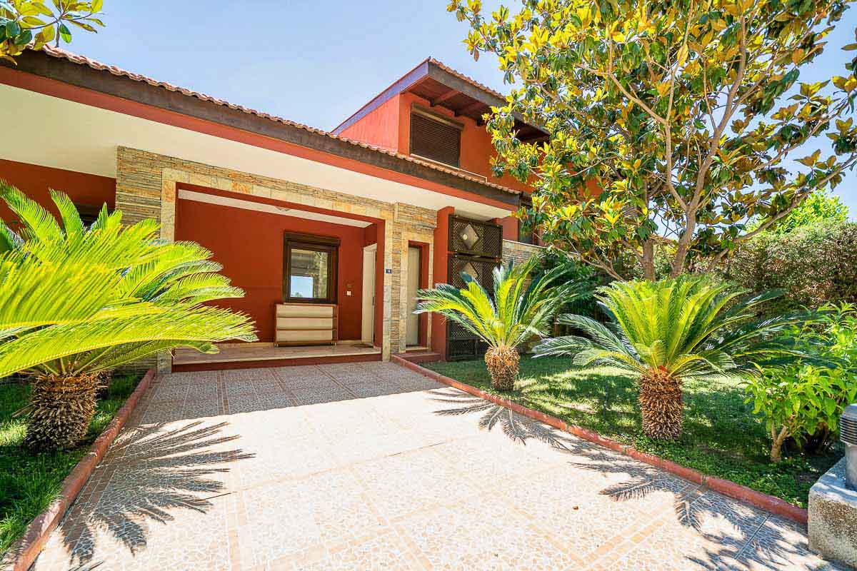 Turmaline Sitesi’nde Deniz Manzaralı Villa