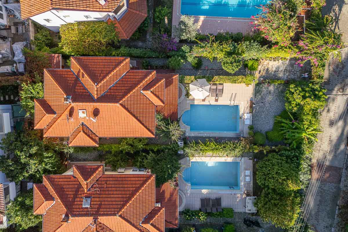 Çam Ormanları İçinde Satılık Villa