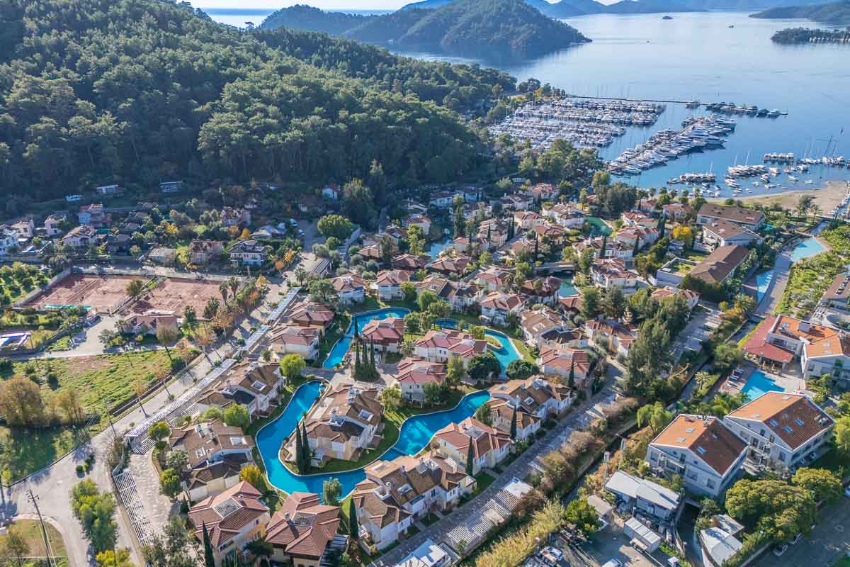 Portville’ de İkiz Villa