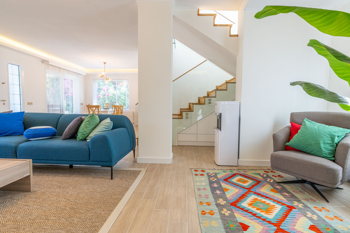 Yenilenmiş Modern Satılık Müstakil Villa