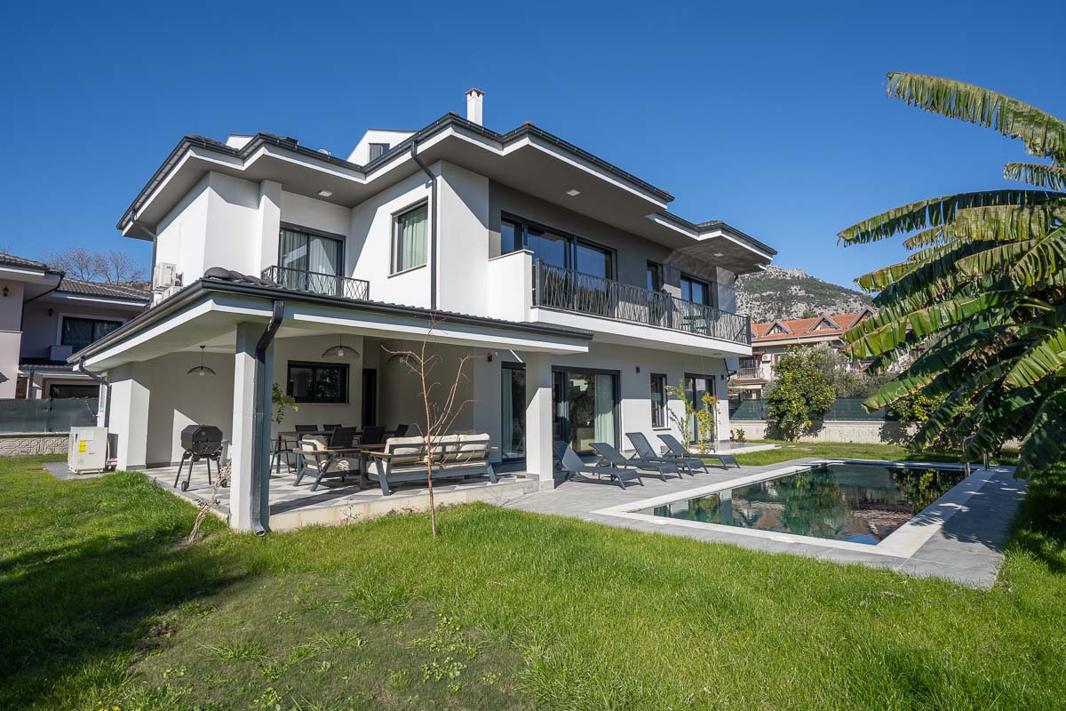 Merkezi ve Modern Müstakil Villa