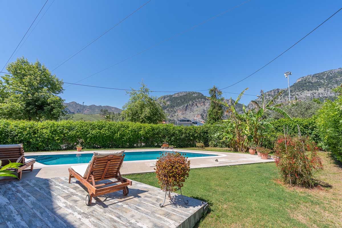 Göcek Merkezde İkiz Villa