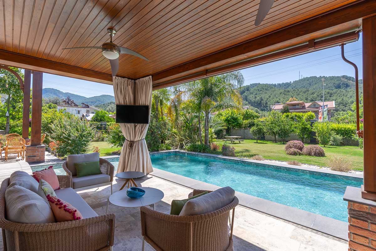 Göcek Merkezde Modern Villa