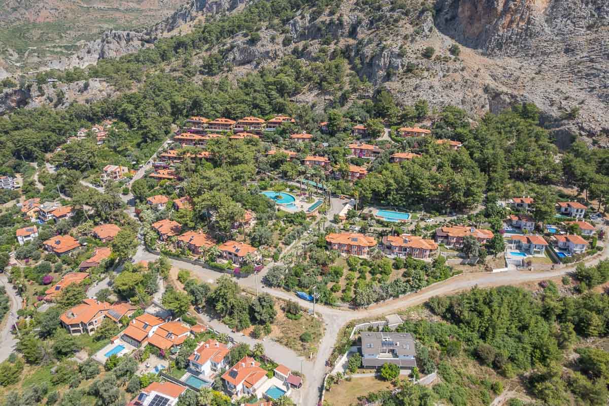 Kalimche’de Deniz Manzaralı Villa