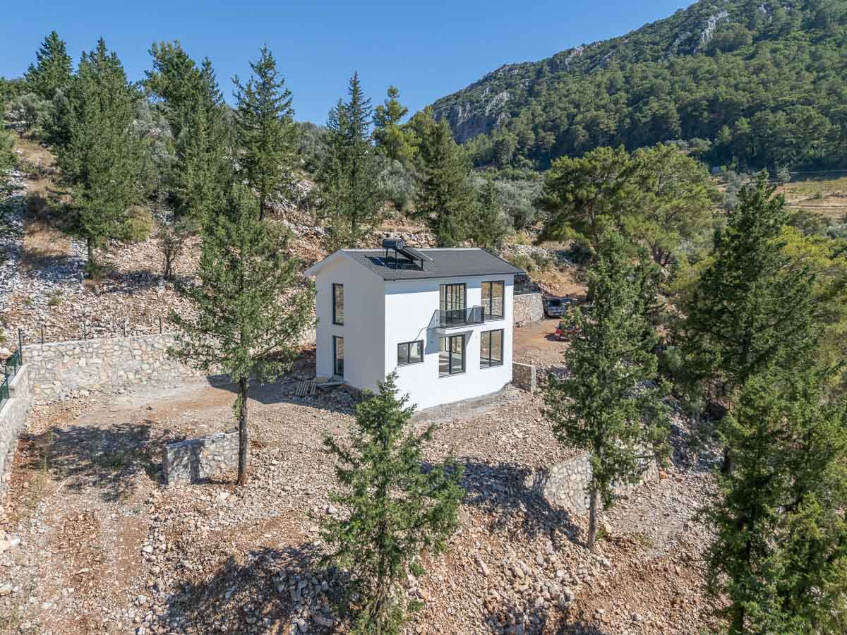 Gökçeovacık’ta İzole Müstakil Ev