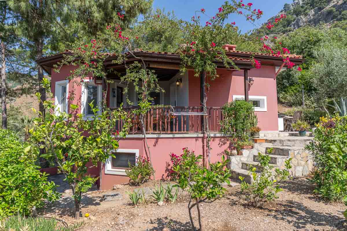 Kalimche’de Deniz Manzaralı Özel Villa