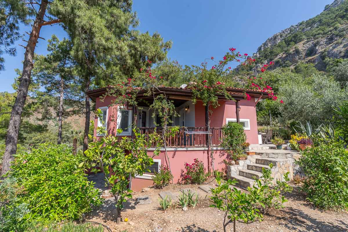 Kalimche’de Deniz Manzaralı Özel Villa