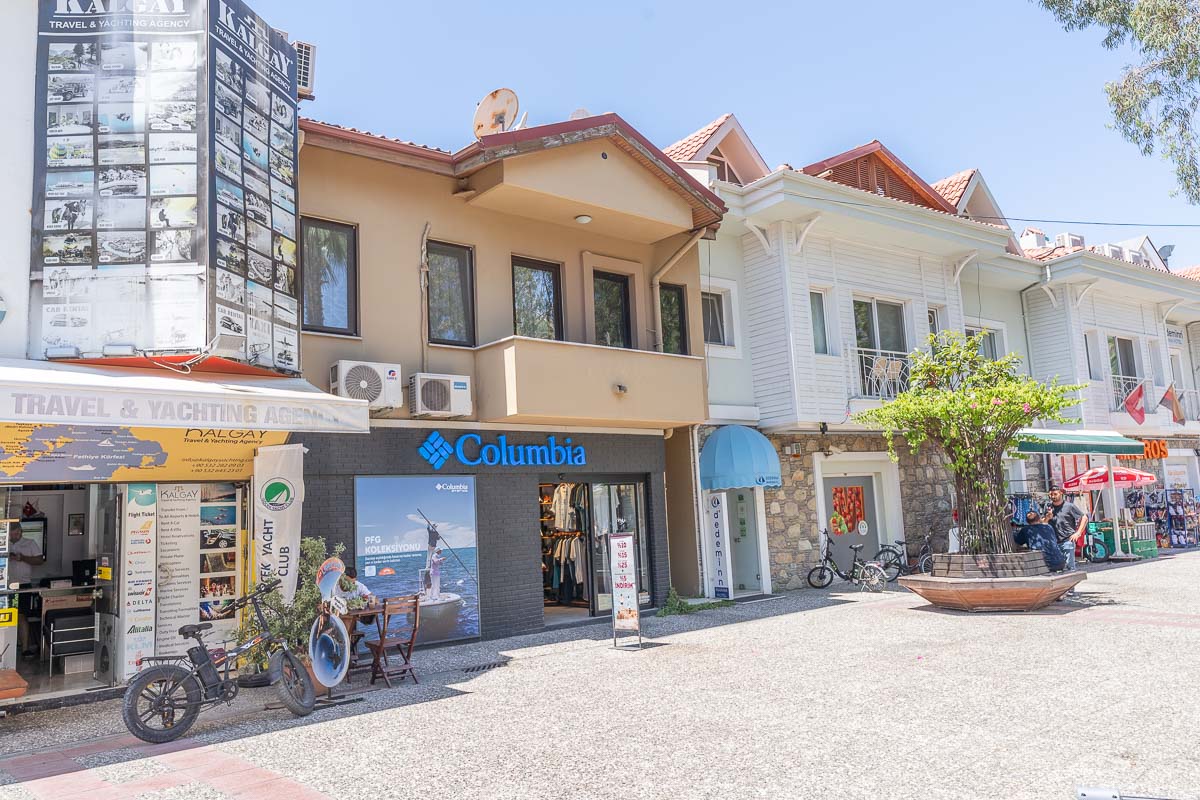 Merkezde Deniz Manzaralı Ofis