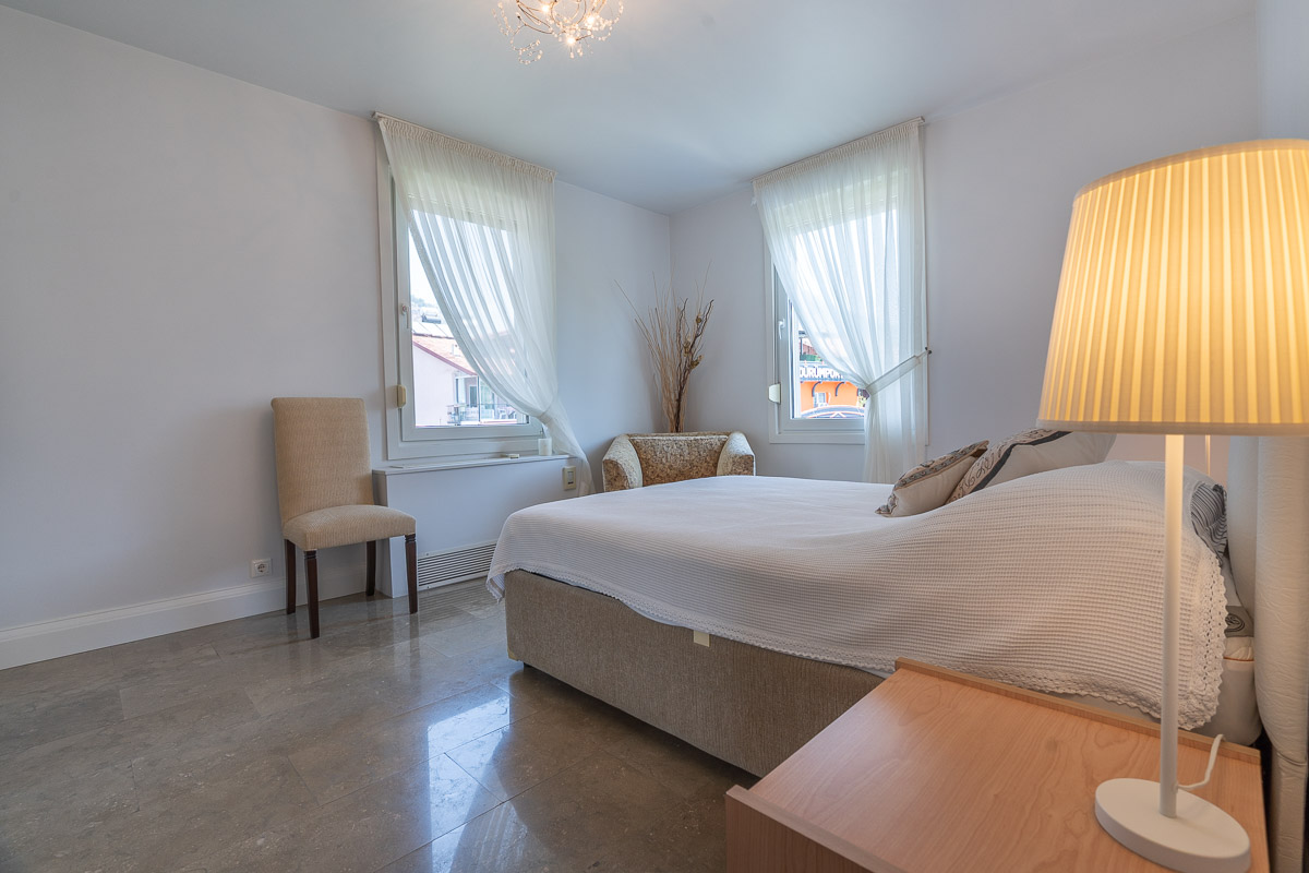 Safir Sitesi’nde Deniz Manzaralı Dubleks