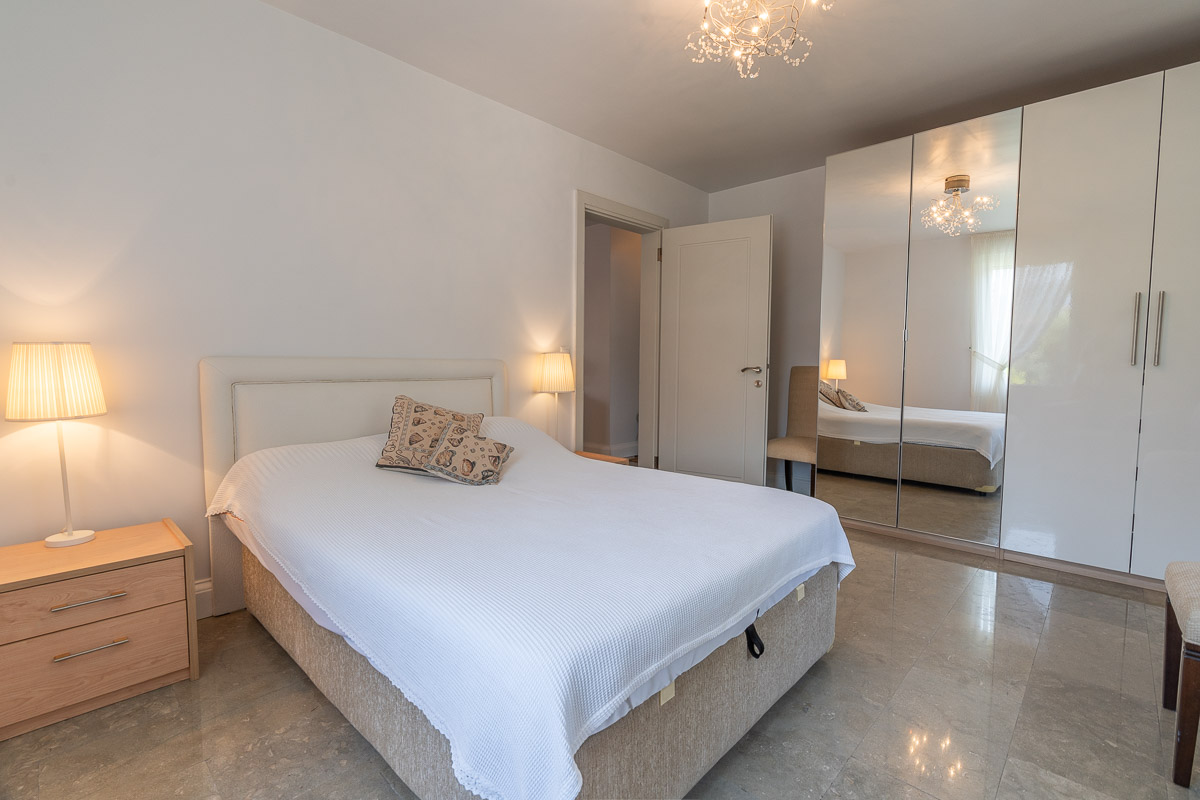 Safir Sitesi’nde Deniz Manzaralı Dubleks