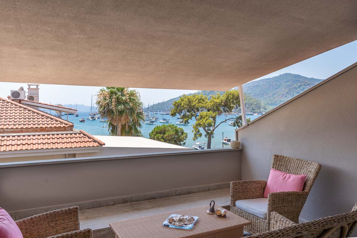 Safir Sitesi’nde Deniz Manzaralı Dubleks