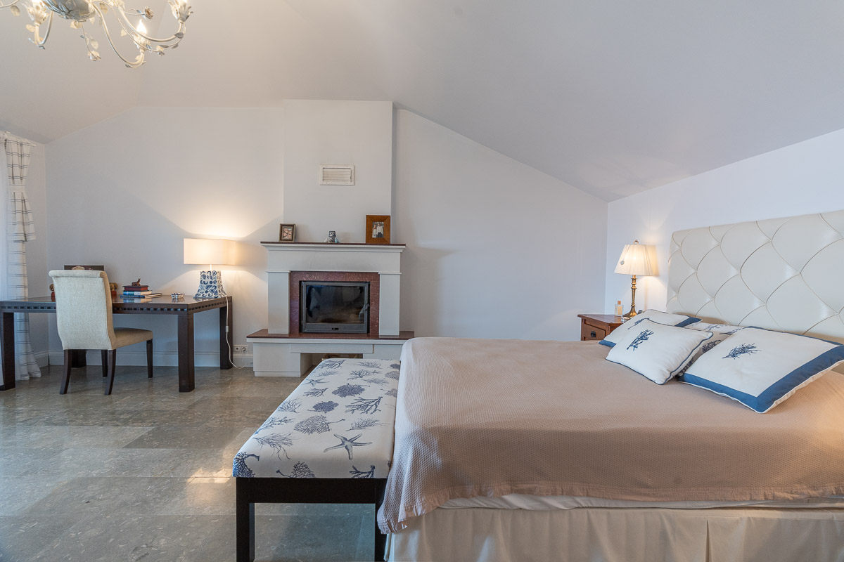 Safir Sitesi’nde Deniz Manzaralı Dubleks