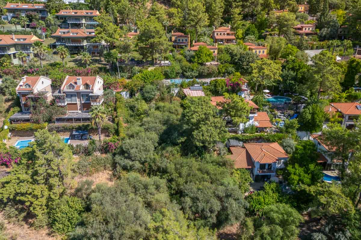 Göcek’te Panoramik Deniz Manzaralı Arsa