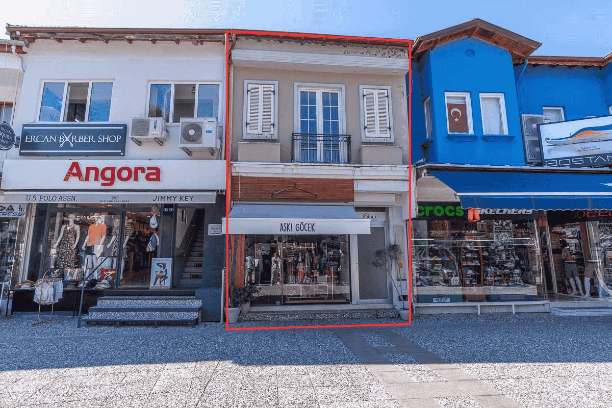 Göcek Marina Arkasında Satılık Ticari Bina