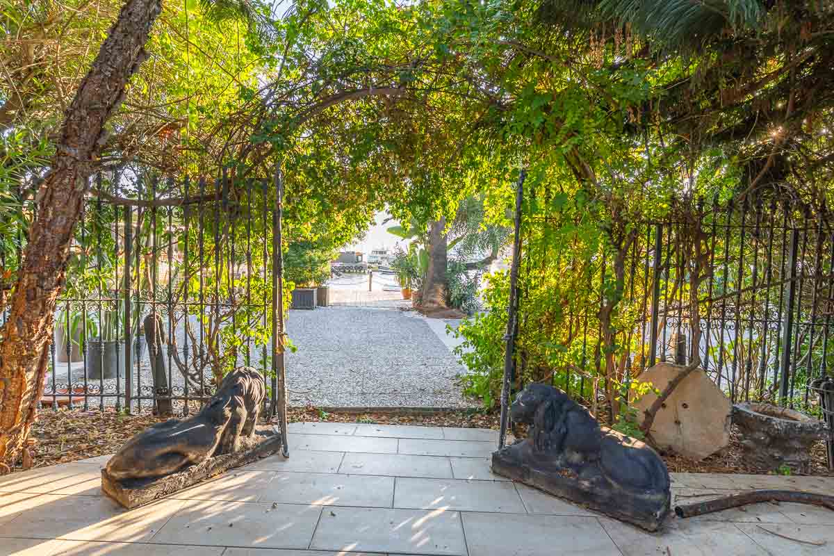 Göcek’te Denize Sıfır Ticari Mekan