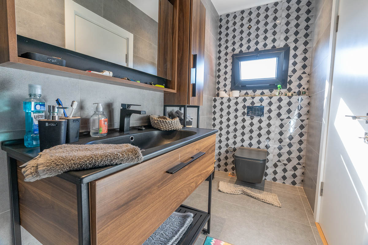 Kalimche’de Yenilenmiş 5 Odalı Villa