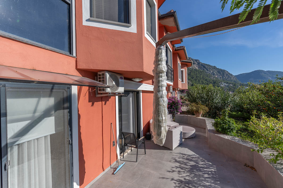 Kalimche’de Yenilenmiş 5 Odalı Villa