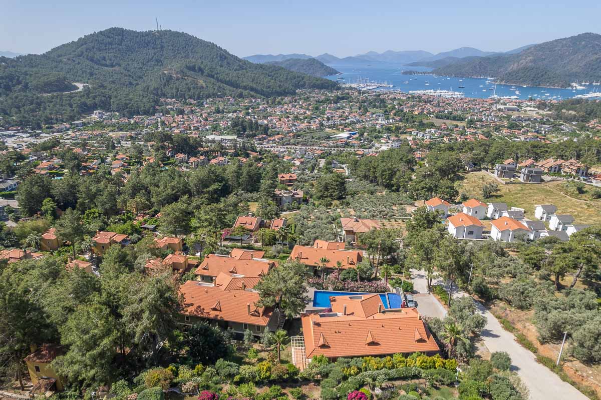 Göcek’te Deniz Manzaralı Dubleks