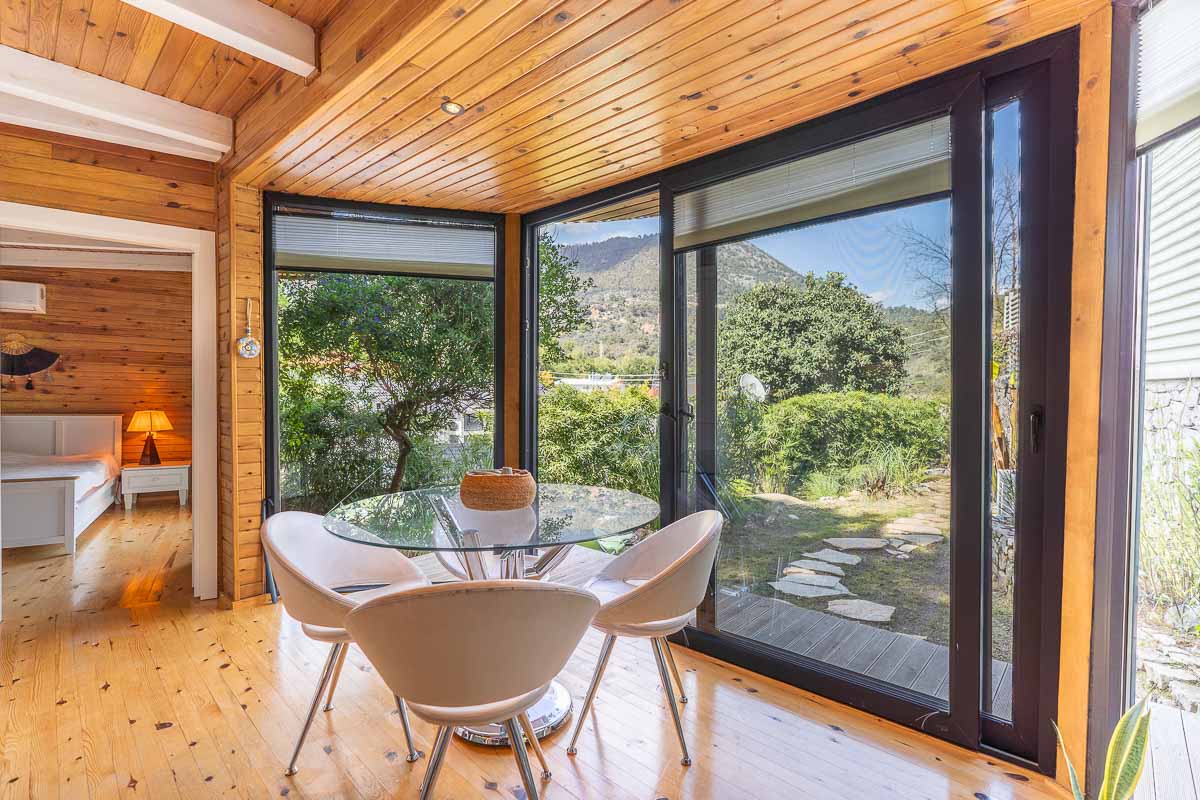 İnlice Satılık Villa — 4+1 Özel Havuzlu Müstakil Ev