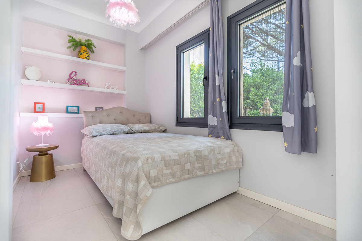 İnlice Satılık Villa — 4+1 Özel Havuzlu Müstakil Ev