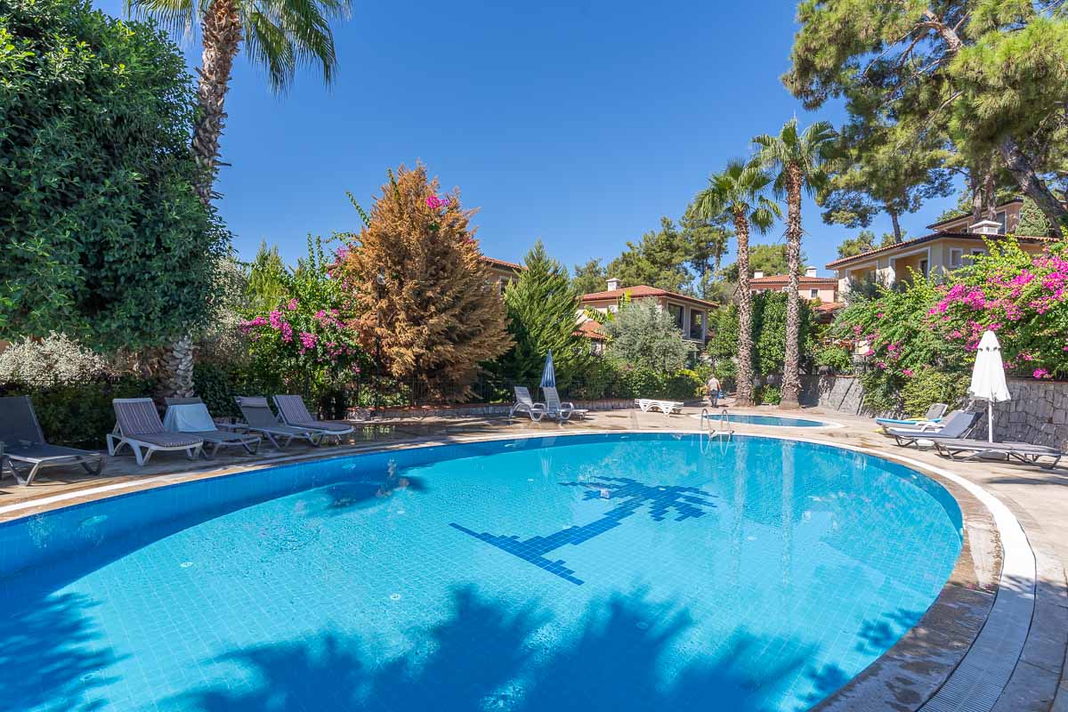 Site İçinde Eşyalı Kiralık Daire