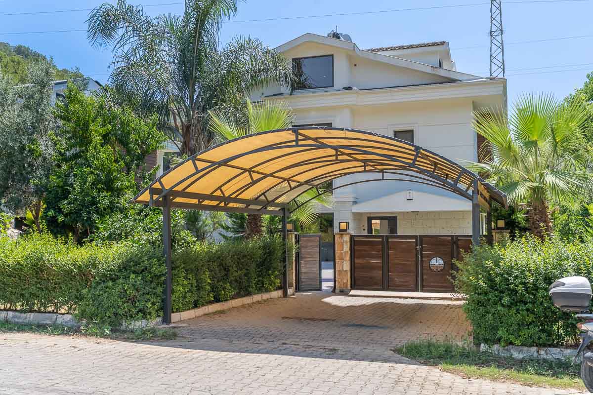 D-Marine’e Yürüme Mesafesinde Müstakil Villa