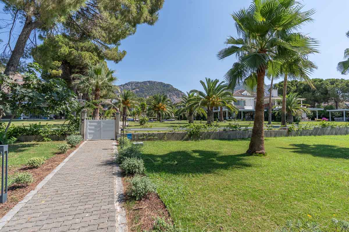 Göcek Topaz Sitesi’nde Satılık
