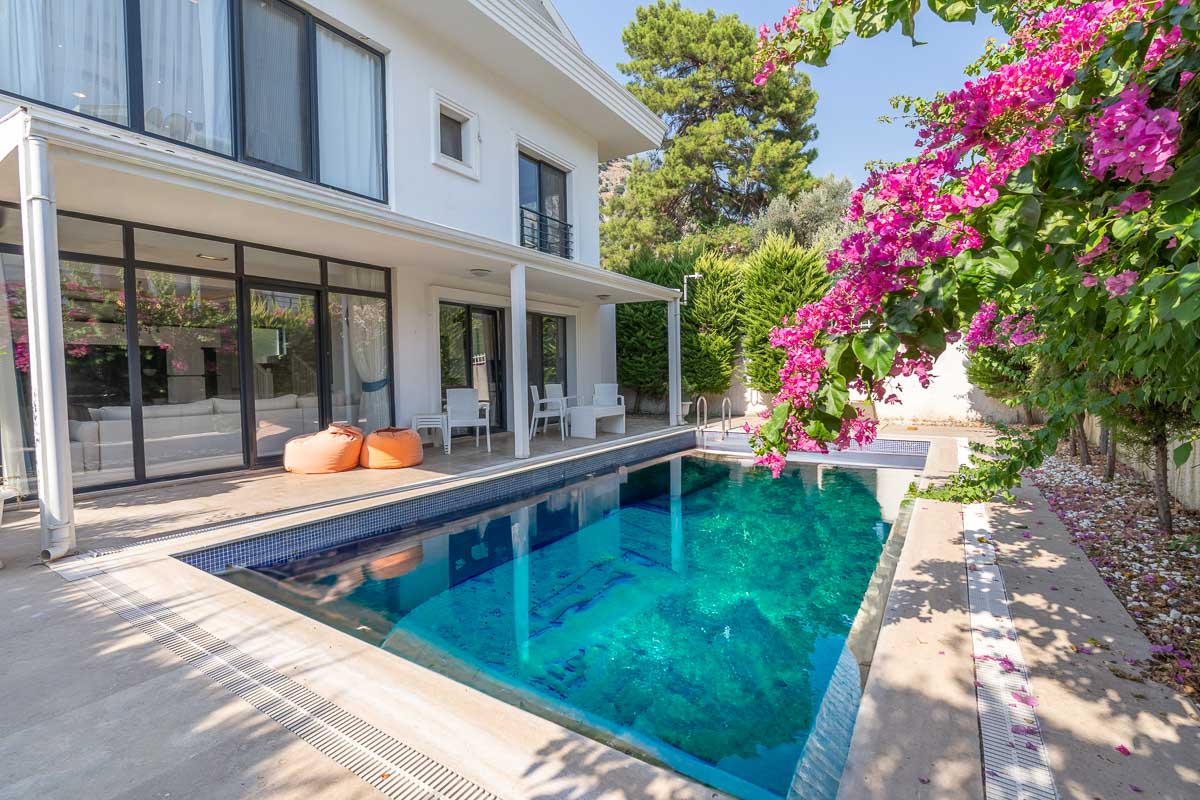 Göcek’te Eşyalı Eşyasız Villa