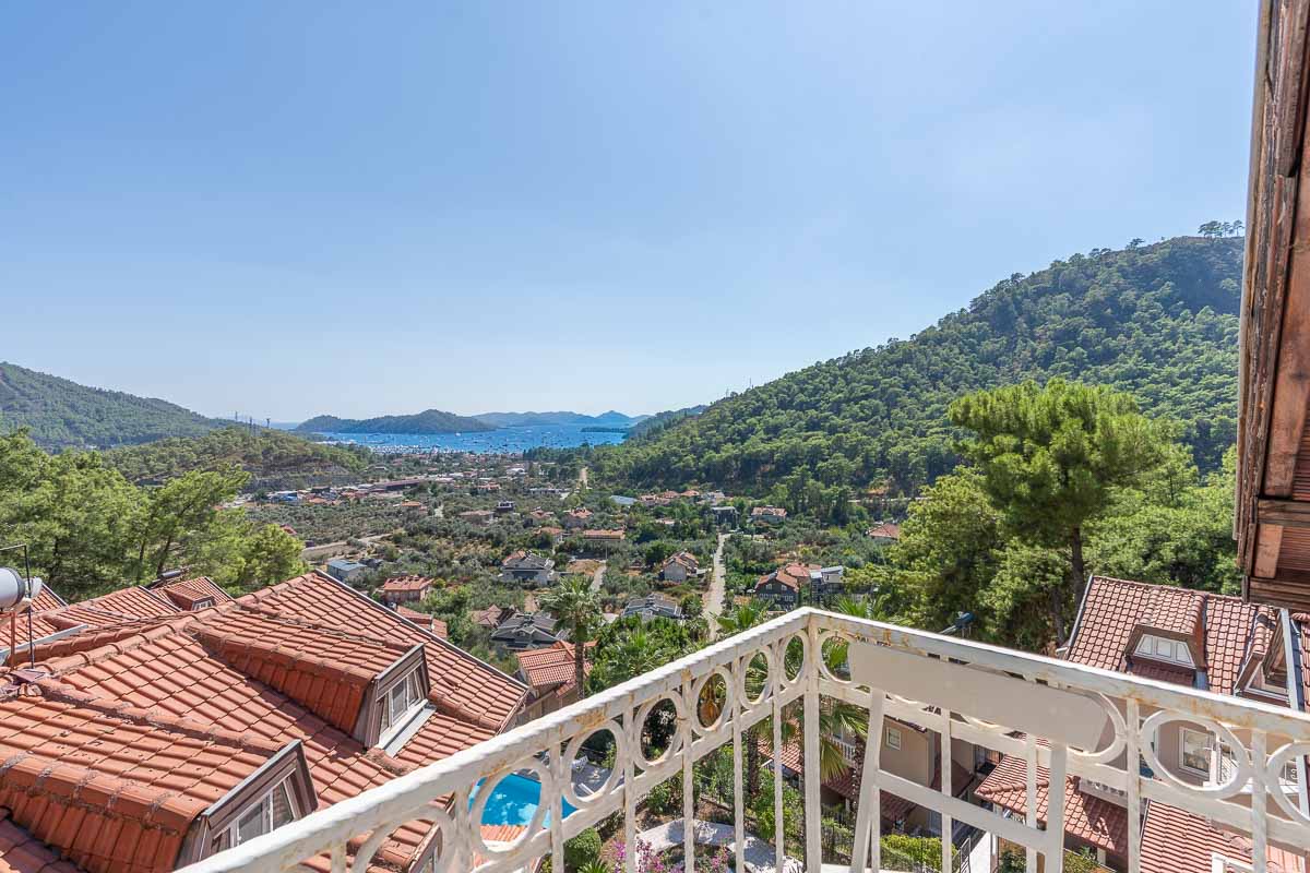 Göcek’te Deniz Manzaralı Daire